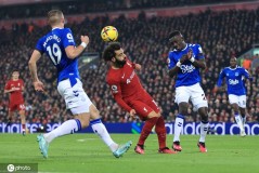 皇马后防线新援崛起，稳固防守助力伯纳乌冲击冠军